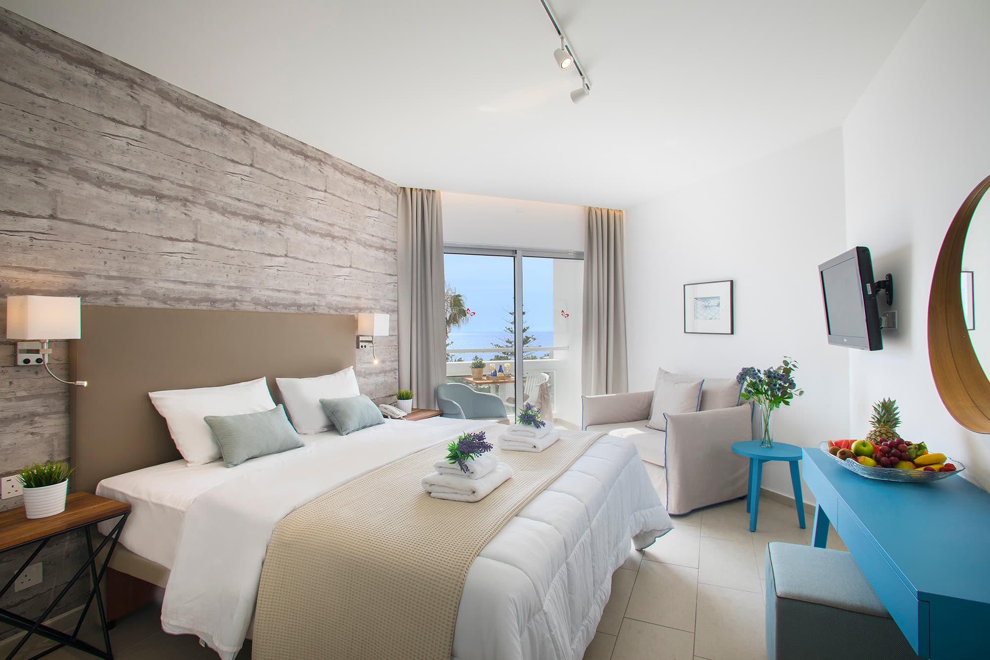 Travel & Accommodation slider 2