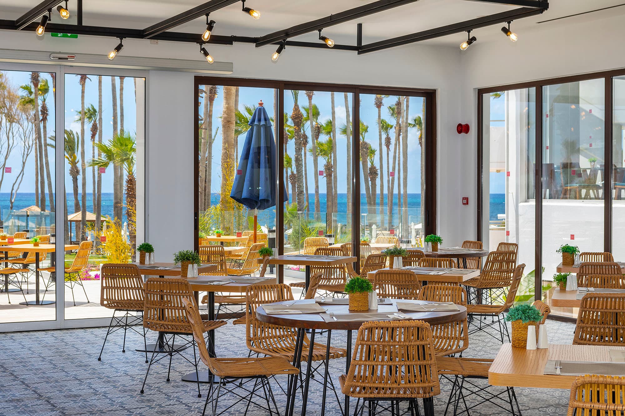 Travel & Accommodation slider 3